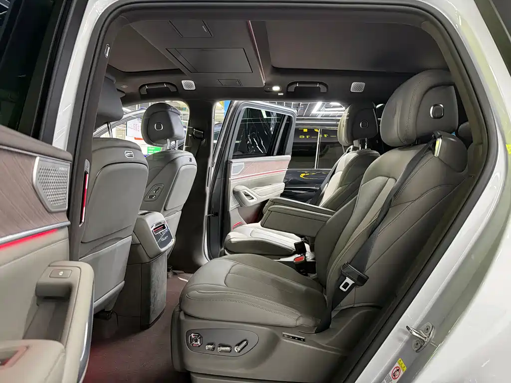 Denza N9 2025 flagship model купить на сайте DeffCars