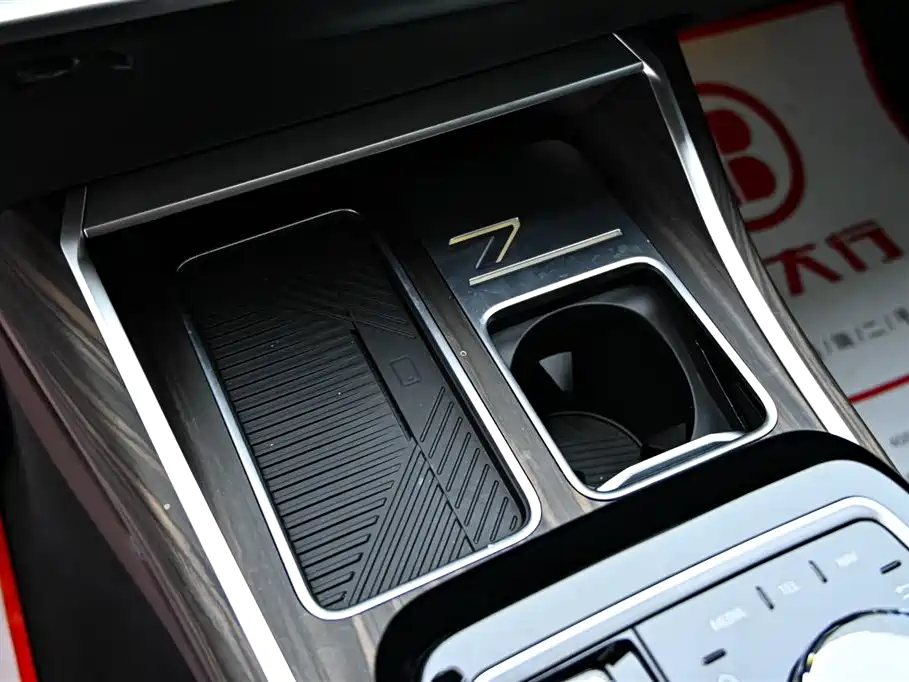 BMW 7 Series 2023 735Li M Sports Package купить на сайте DeffCars