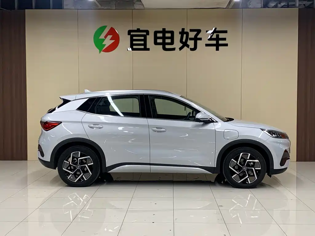 Yuan PLUS 2022 510KM flagship model купить на сайте DeffCars
