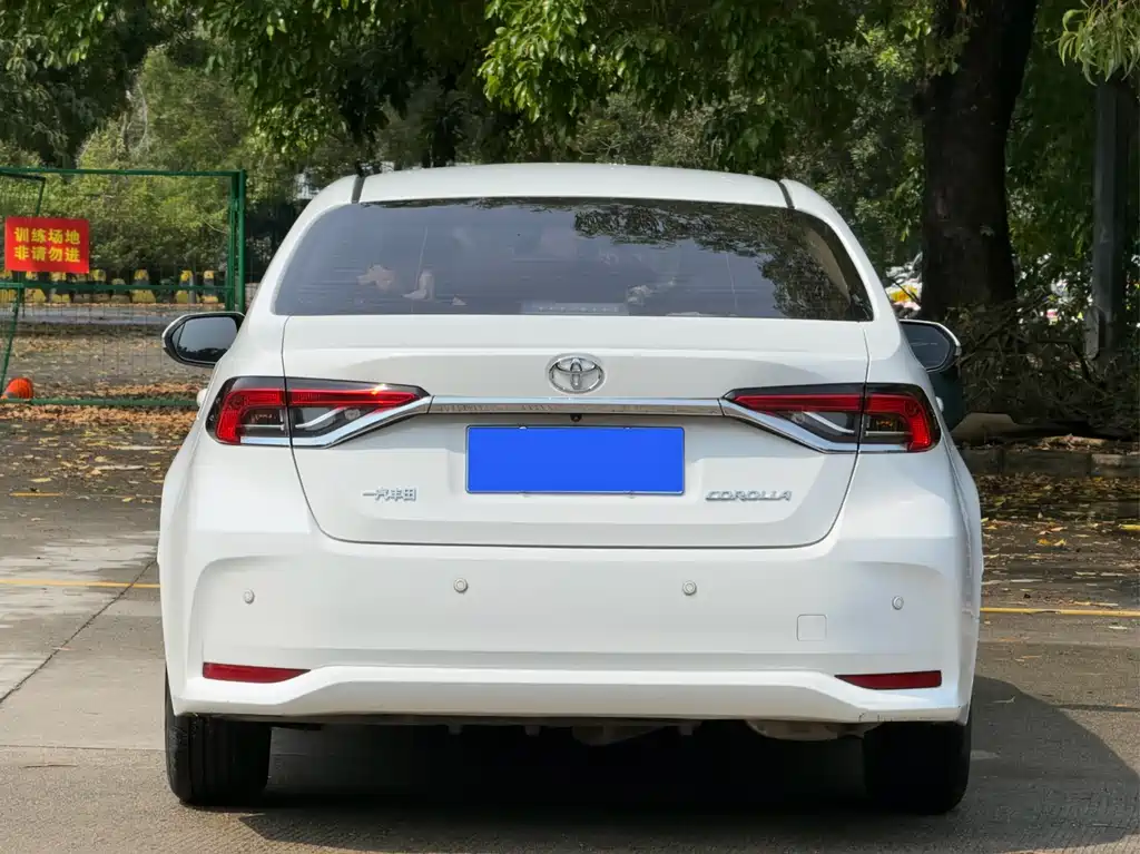 Corolla 2021 TNGA 1.5L CVT Pioneer Edition купить на сайте DeffCars