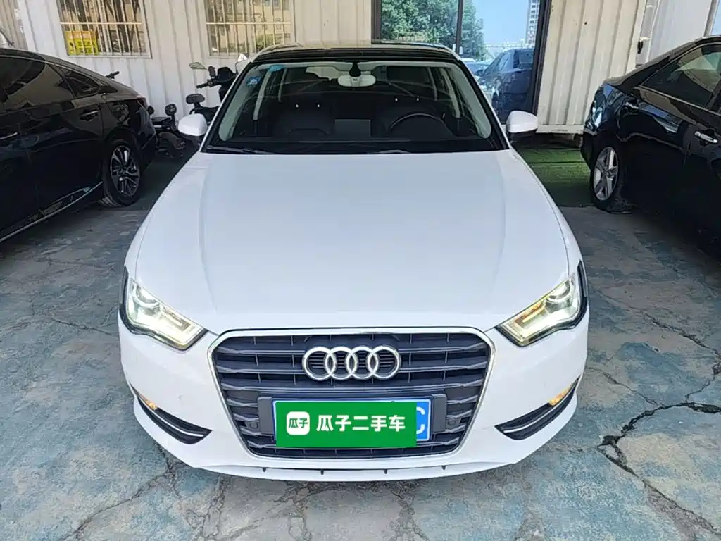 Audi A3 2014 Sportback 35 TFSI automatic comfort model купить на сайте DeffCars