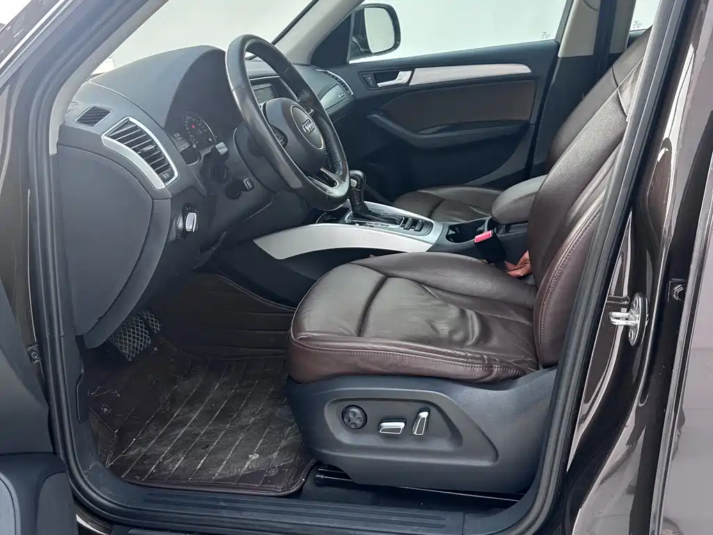 Audi Q5 2015 40 TFSI Technology купить на сайте DeffCars