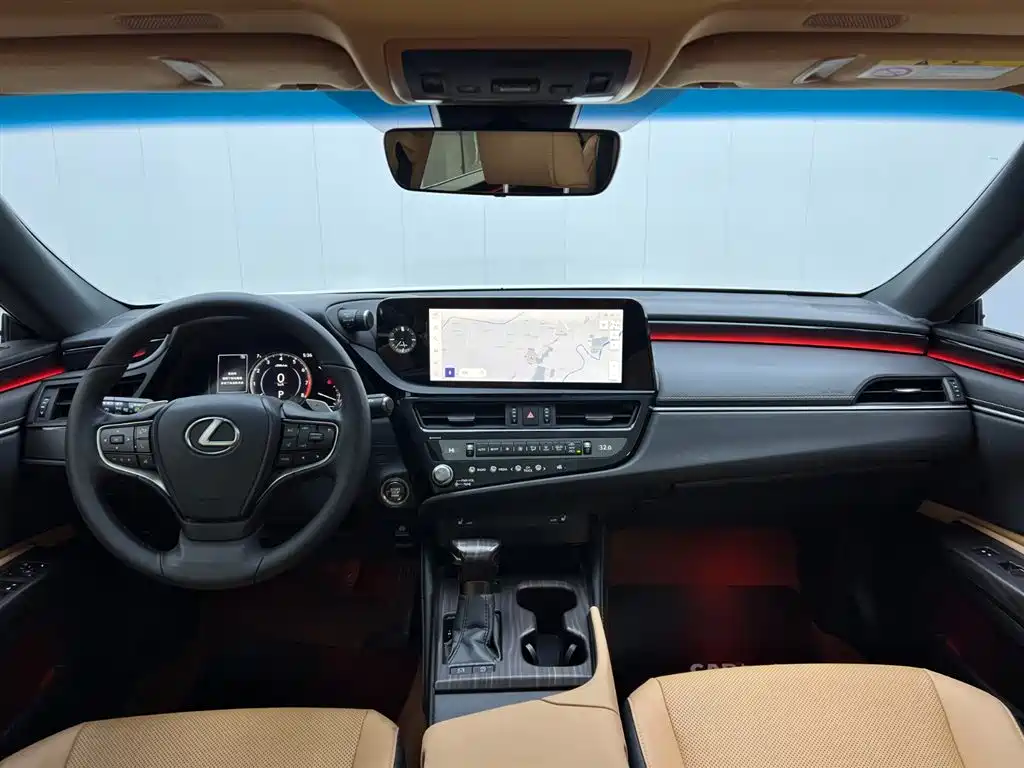 Lexus ES 2022 200 Excellence Edition купить на сайте DeffCars