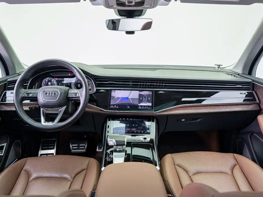Audi Q7 2025 55 TFSI quattro S line sports купить на сайте DeffCars