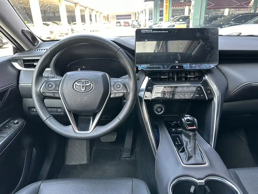 Vesa 2023 2.0L CVT two-wheel drive premium version купить на сайте DeffCars