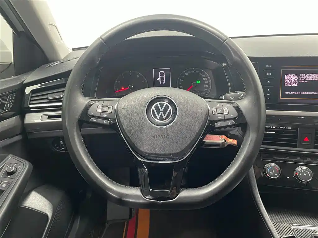 Bora 2021 1.5L automatic comfort intelligent connected version купить на сайте DeffCars