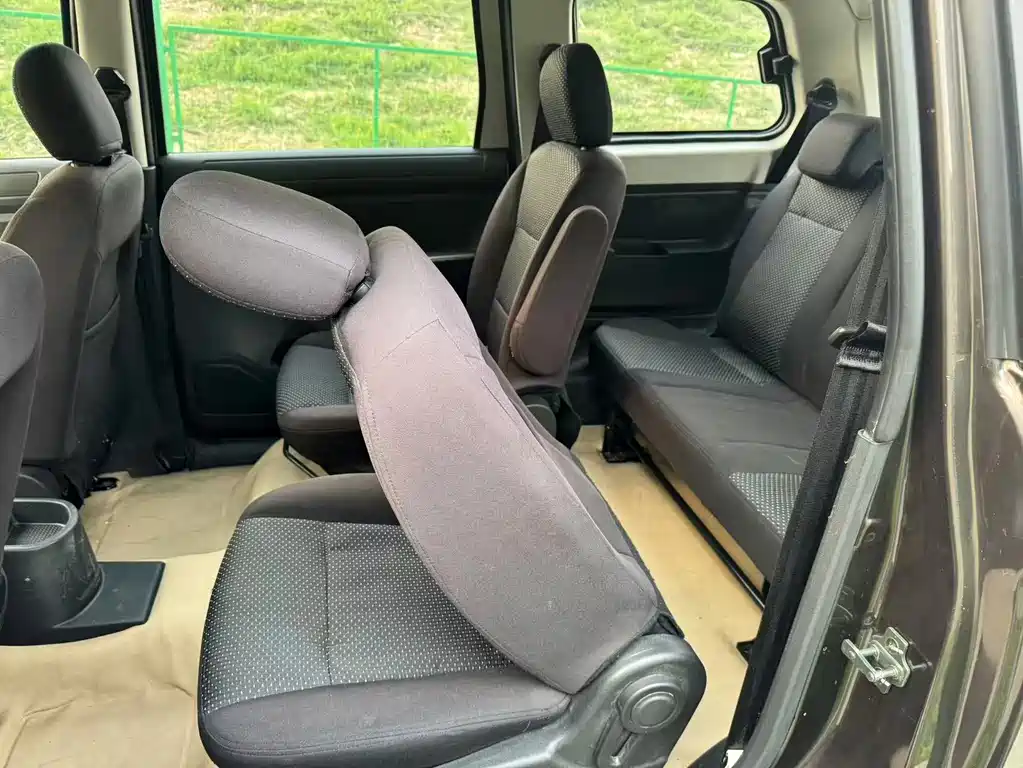 Fengguang 330 2016 1.5L manual enjoyment type DK15 купить на сайте DeffCars