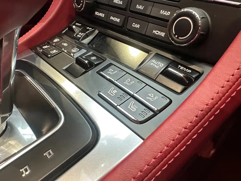Porsche 718 2023 Boxster Style Edition 2.0T купить на сайте DeffCars