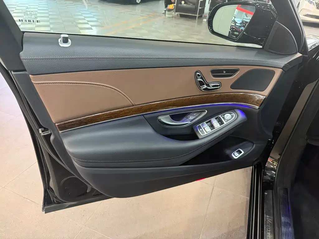 Mercedes-Benz S-Class 2017 S 320 L Business Class Upgraded Version купить на сайте DeffCars