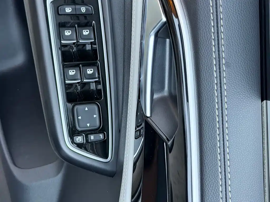 Jetta VS7 2023 280TSI automatic aggressive version купить на сайте DeffCars