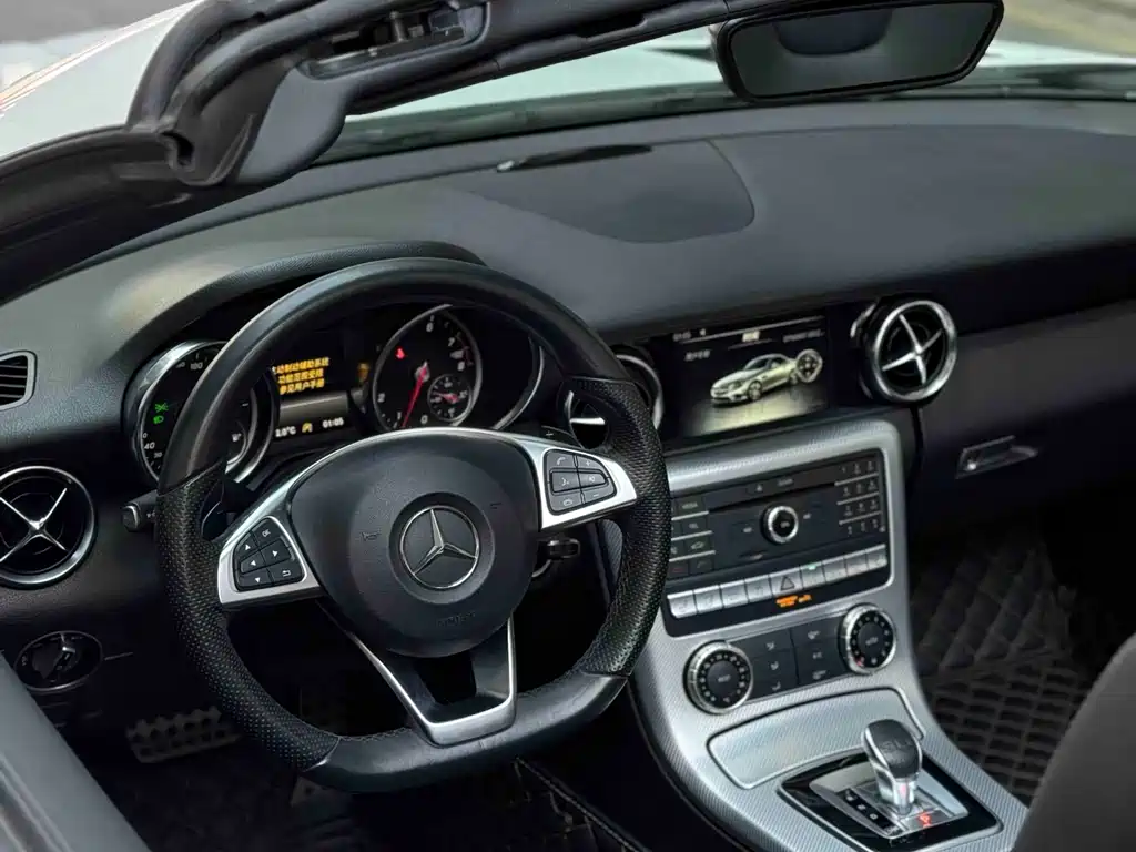 Mercedes-Benz SLC 2016 SLC 200 Fashion Model купить на сайте DeffCars