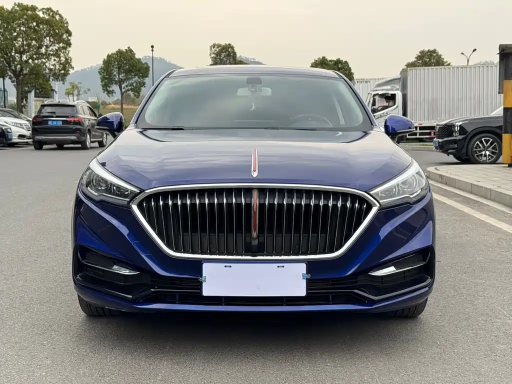 Hongqi H5 2022 classic model facelift 1.5T DCT flag rhyme version купить на сайте DeffCars