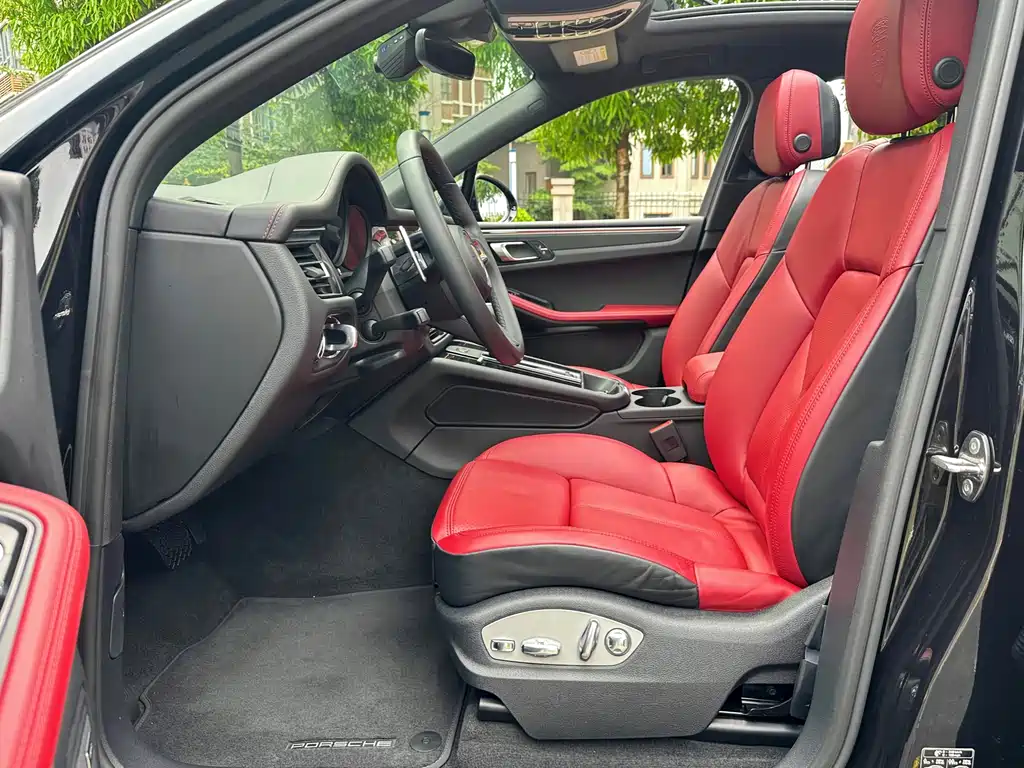 Macan 2023 Macan 2.0T купить на сайте DeffCars