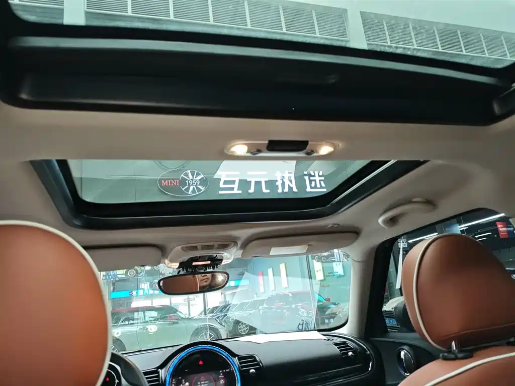 MINI CLUBMAN 2022 1.5T COOPER Connoisseur купить на сайте DeffCars