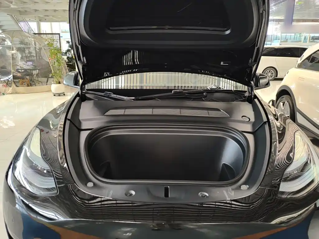 Model Y 2022 modified rear-wheel drive version купить на сайте DeffCars