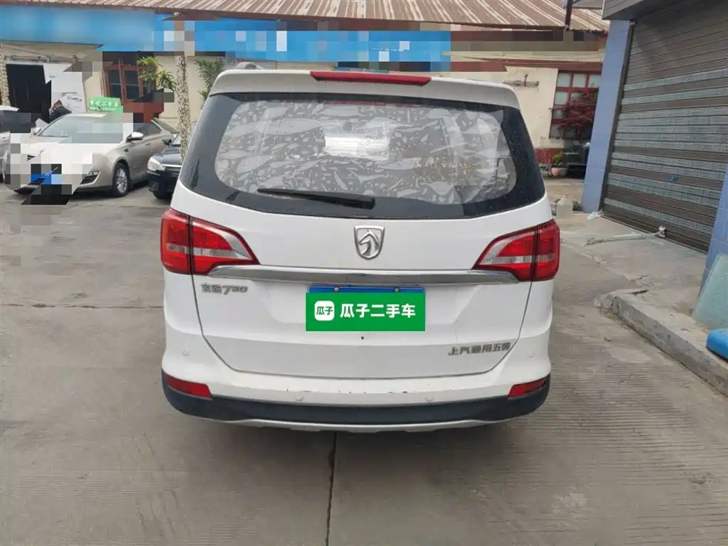 Baojun 730 2016 1.5L manual comfort type 7 seats National V купить на сайте DeffCars