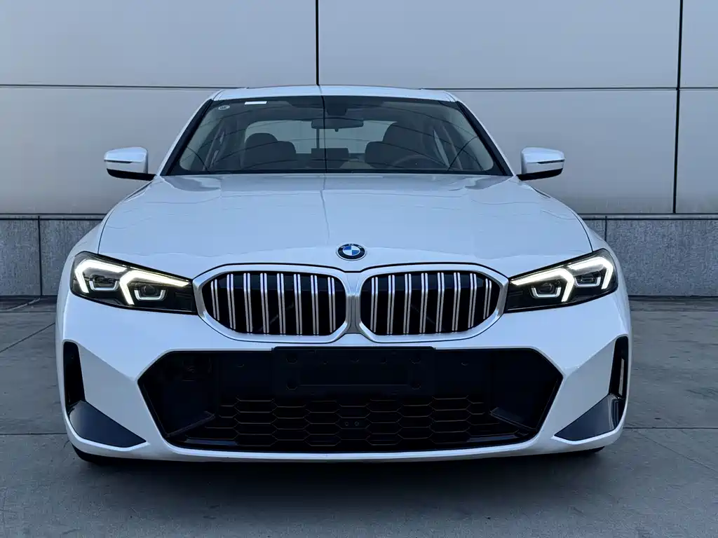 BMW 3 Series 2023 320Li M Sports Package купить на сайте DeffCars