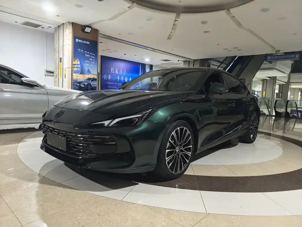 MG7 2023 2.0T Automatic Beauty Hunting Luxury Edition купить на сайте DeffCars
