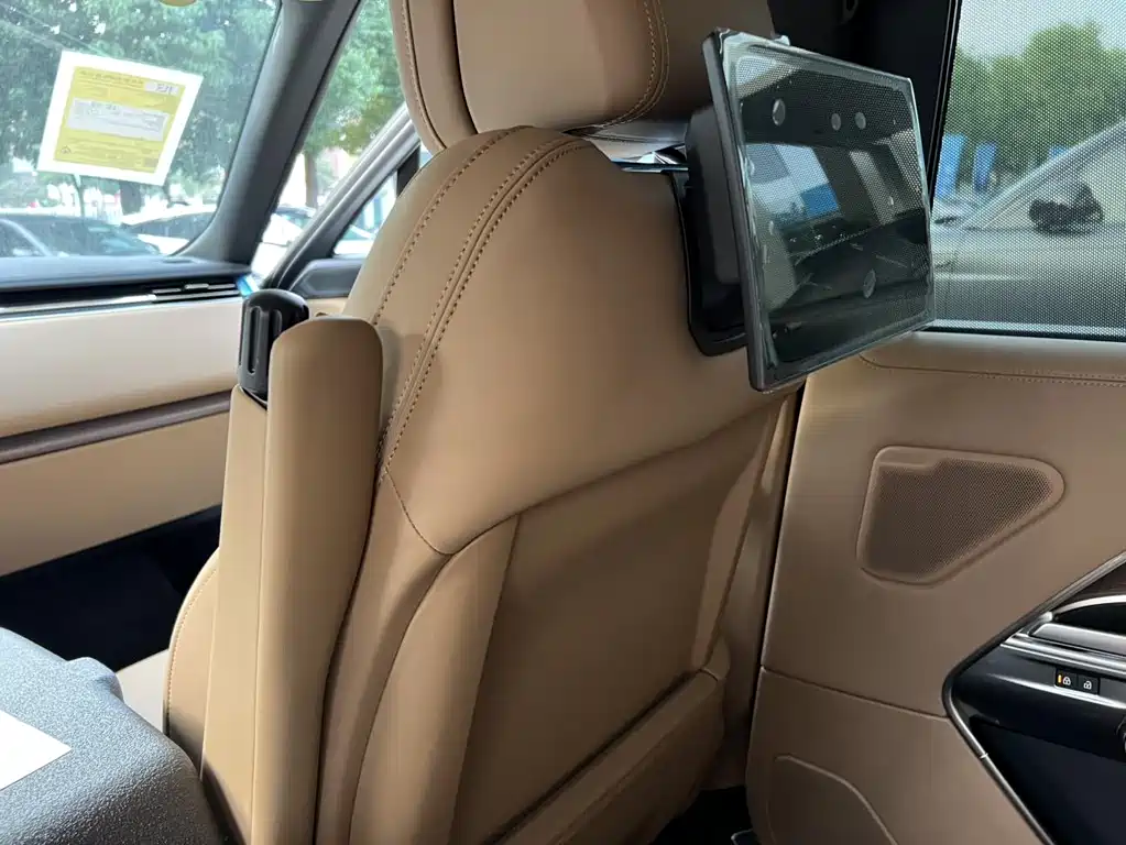 Range Rover 2025 3.0 L6 400PS Genesis Extended Edition купить на сайте DeffCars