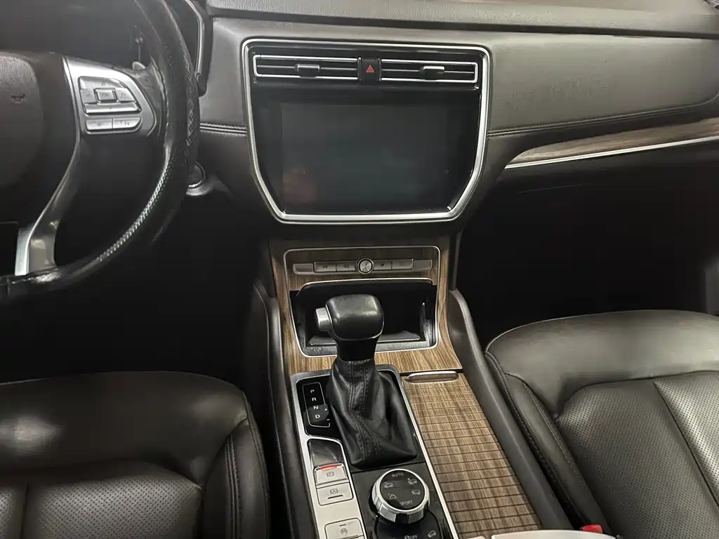 Roewe RX8 2019 30T Intelligent Networked Four-wheel Drive Super Flagship Edition купить на сайте DeffCars