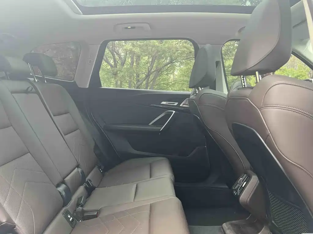 BMW X1 2024 sDrive25Li X Design Package купить на сайте DeffCars