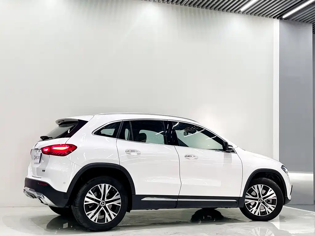 Mercedes-Benz GLA 2024 GLA 220 купить на сайте DeffCars
