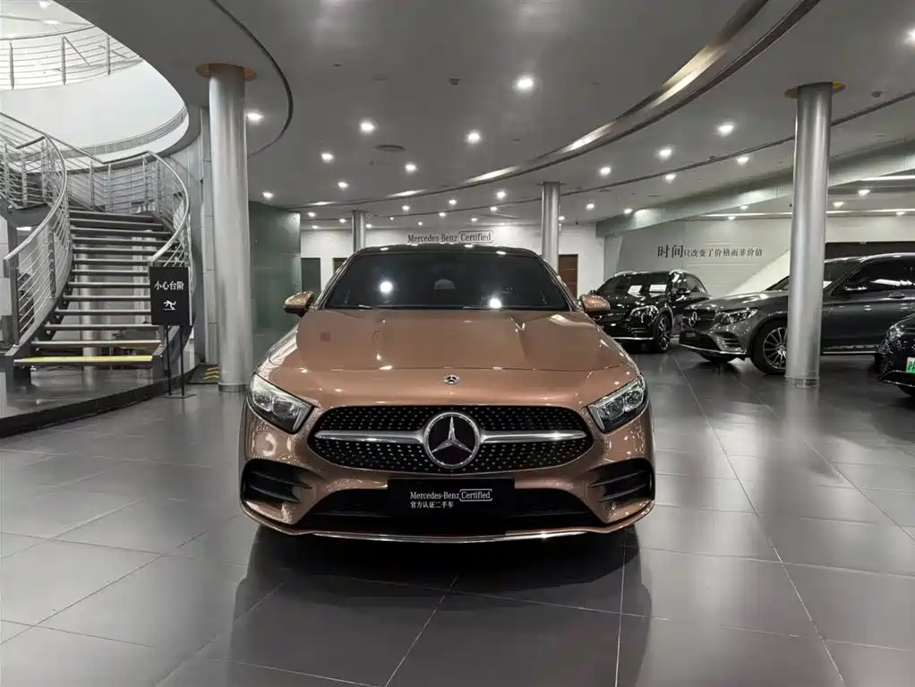 Mercedes-Benz A-Class 2020 Facelift A 200 L Sports Sedan Dynamic Type купить на сайте DeffCars