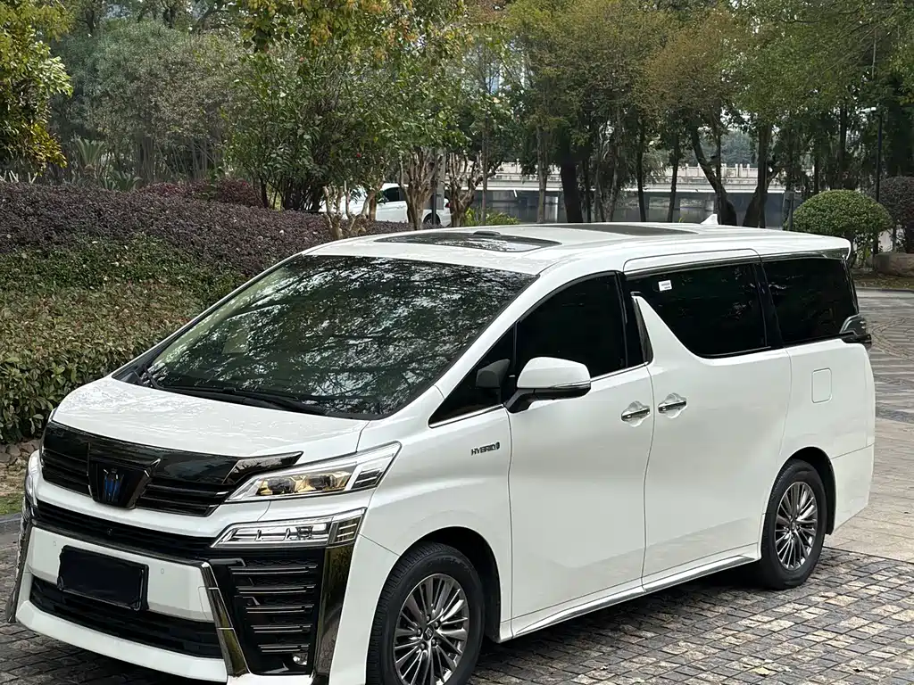 Wilfa 2023 Crown Dual Engine 2.5L HV Extreme Edition купить на сайте DeffCars