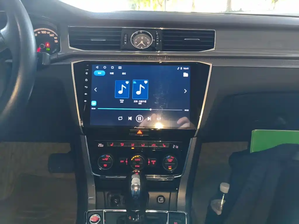 Passat 2017 330TSI DSG Premium Edition купить на сайте DeffCars