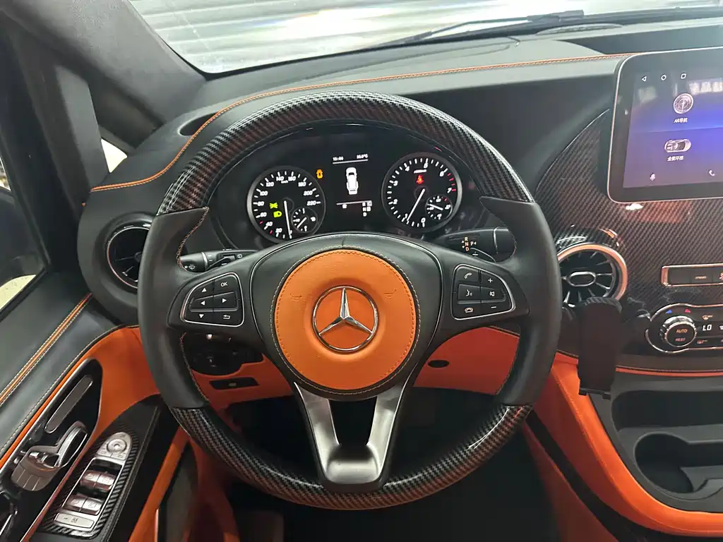VITO 2023款 2.0T 商务版 7座 купить на сайте DeffCars
