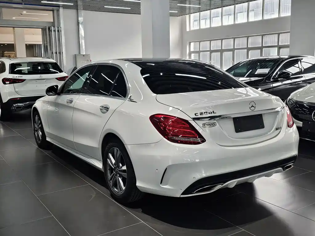 Mercedes-Benz C-Class 2017 C 200 L Sports Edition купить на сайте DeffCars