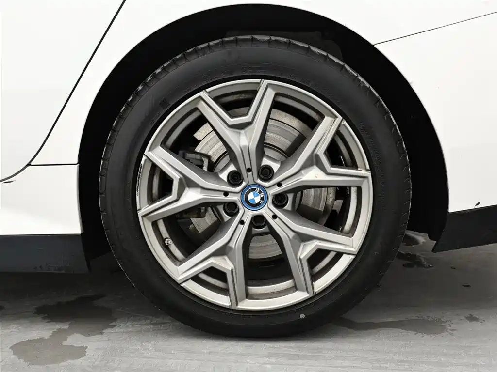 BMW i3 2022 eDrive 35 L купить на сайте DeffCars
