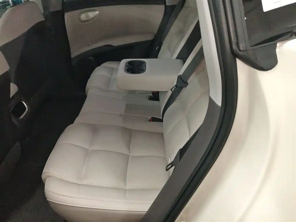Zhiji LS6 2025 Smart Lizard Driving Edition купить на сайте DeffCars