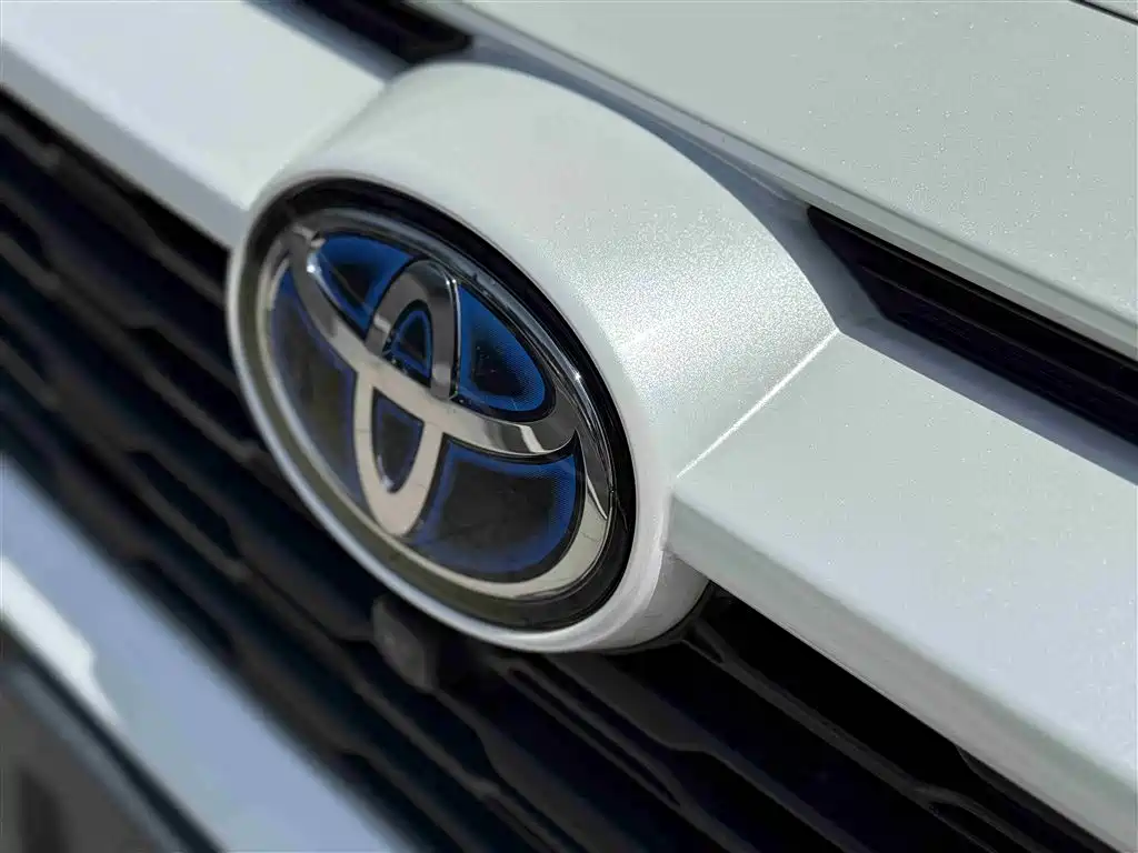RAV4 Rongfang 2022 Dual Engine 2.5L E-CVT Two-wheel Drive Elite Edition купить на сайте DeffCars