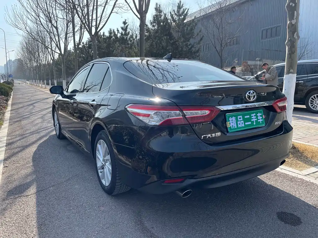 Camry 2021 2.0G Deluxe Edition купить на сайте DeffCars