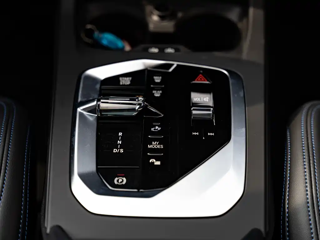 BMW M235L 2025 M235L купить на сайте DeffCars