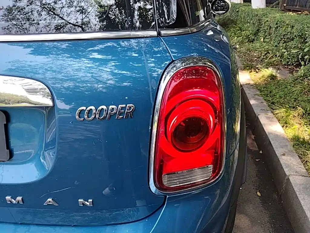 Countryman 2017 1.5T Cooper all4 traveler купить на сайте DeffCars
