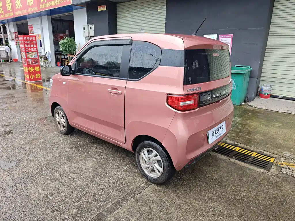 Hongguang MINIEV 2020 Yuexiang model lithium iron phosphate купить на сайте DeffCars