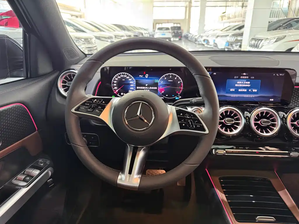 Mercedes-Benz GLB 2025 GLB 220 Dynamic купить на сайте DeffCars