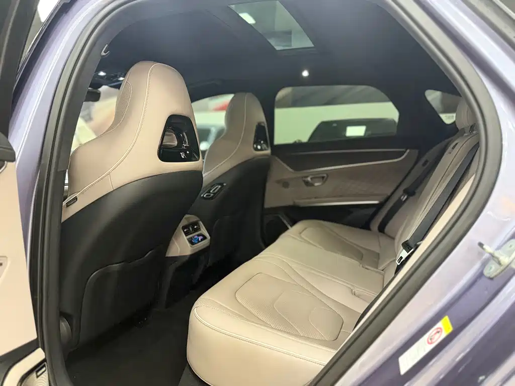 汉 2024款 EV 荣耀版 610KM四驱天神之眼智驾型 купить на сайте DeffCars