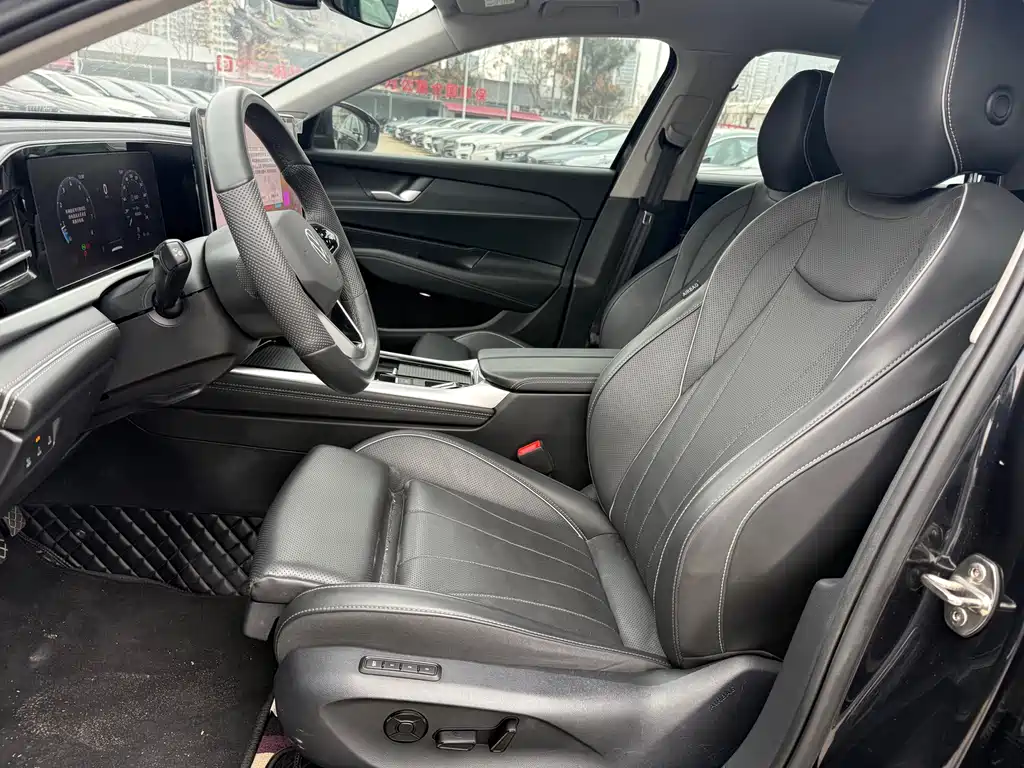 Passat 2025 Pro 380TSI Long Yao Edition купить на сайте DeffCars