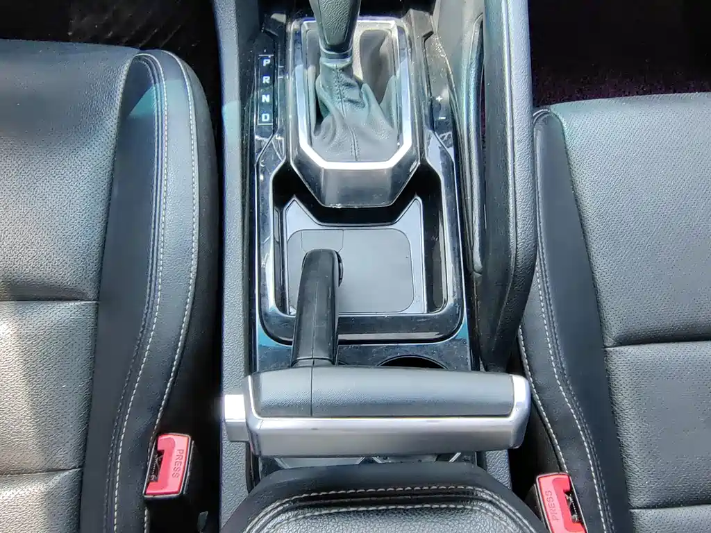 Yusheng S350 2017 2.0T automatic two-wheel drive diesel luxury sunroof version 5 seats купить на сайте DeffCars