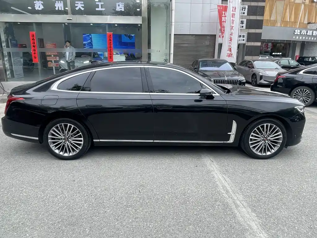 Hongqi H9 2022 2.0T Zhilian Qichang Edition купить на сайте DeffCars