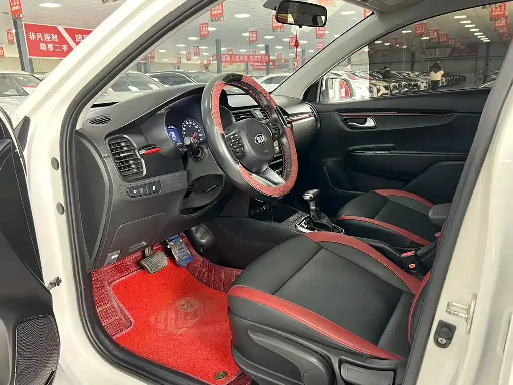 KX CROSS 2018 1.6L automatic smart sunroof version купить на сайте DeffCars