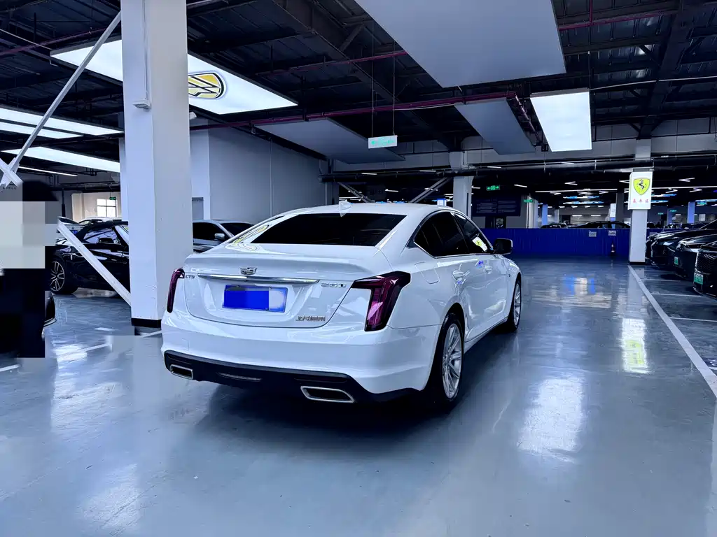 Cadillac CT5 2022 28T Fashion Model купить на сайте DeffCars