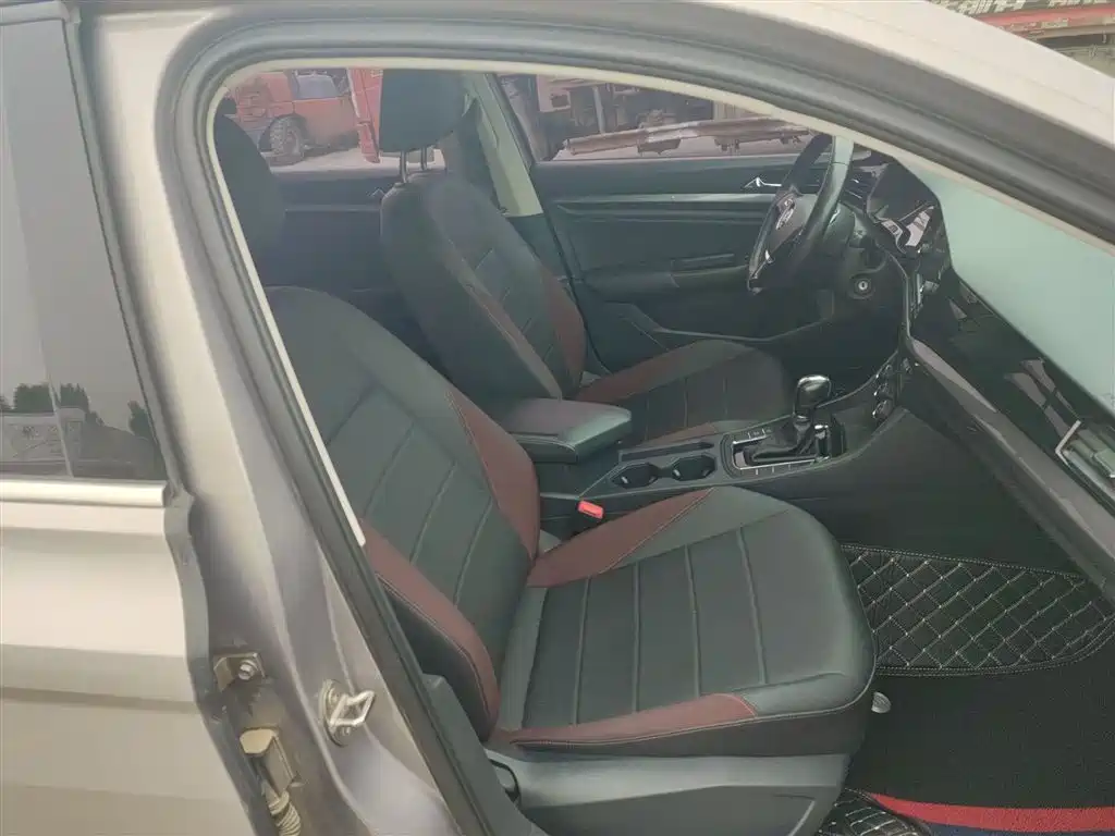 Bora 2020 1.5L automatic comfort model купить на сайте DeffCars