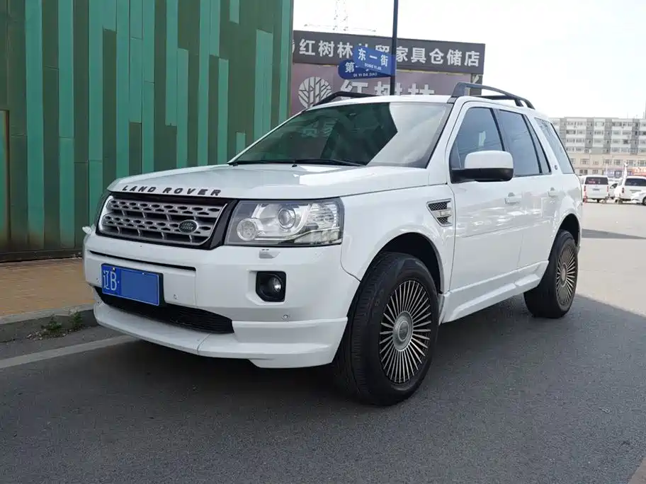 Freelander 2 2014 2.0T Si4 SE gasoline version купить на сайте DeffCars