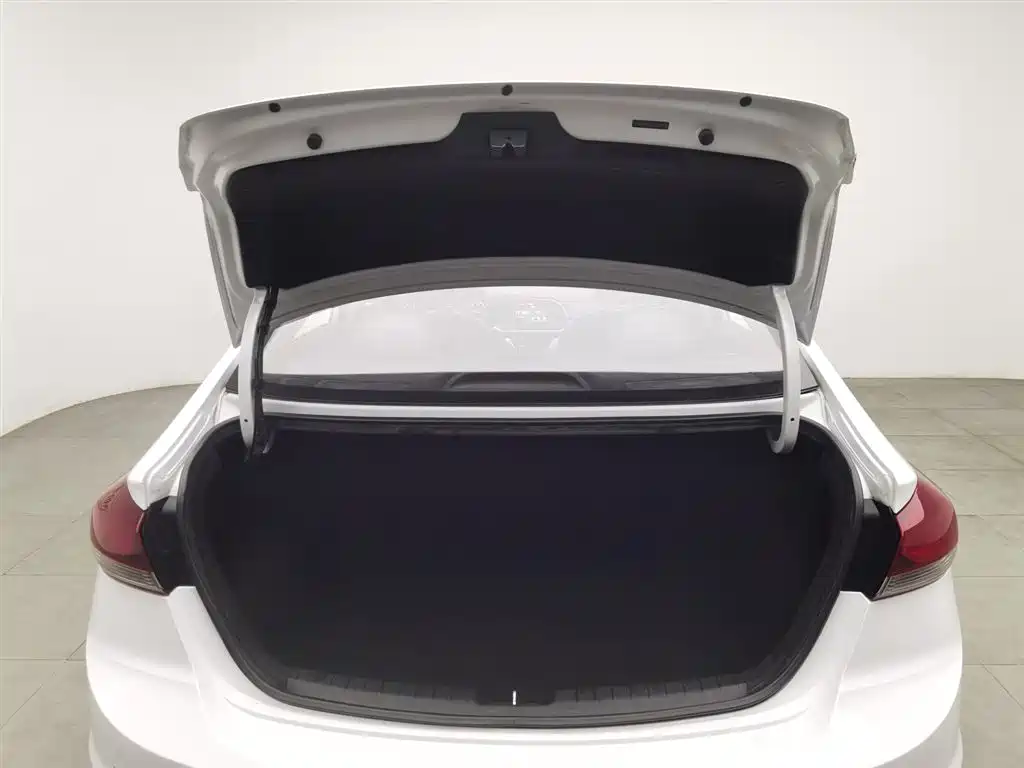 Lingdong 2016 1.6L automatic smart · elite type купить на сайте DeffCars