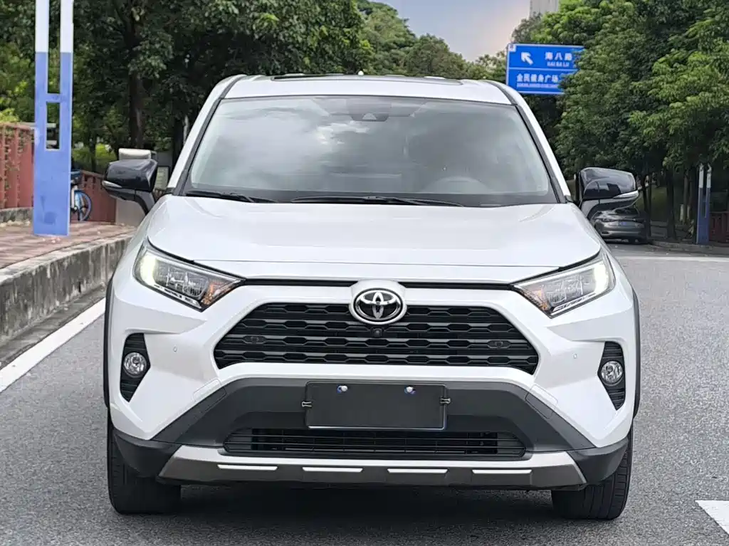 RAV4 Rongfang 2022 2.0L CVT four-wheel drive fashion Plus version купить на сайте DeffCars