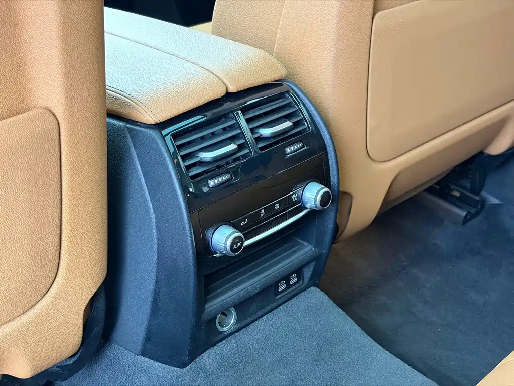 BMW 6 Series GT 2020 630i Luxury Design Package купить на сайте DeffCars